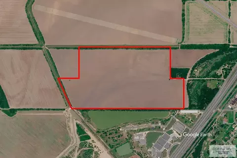 110 84 Ac Expressway 77, Los Fresnos, TX 78566
