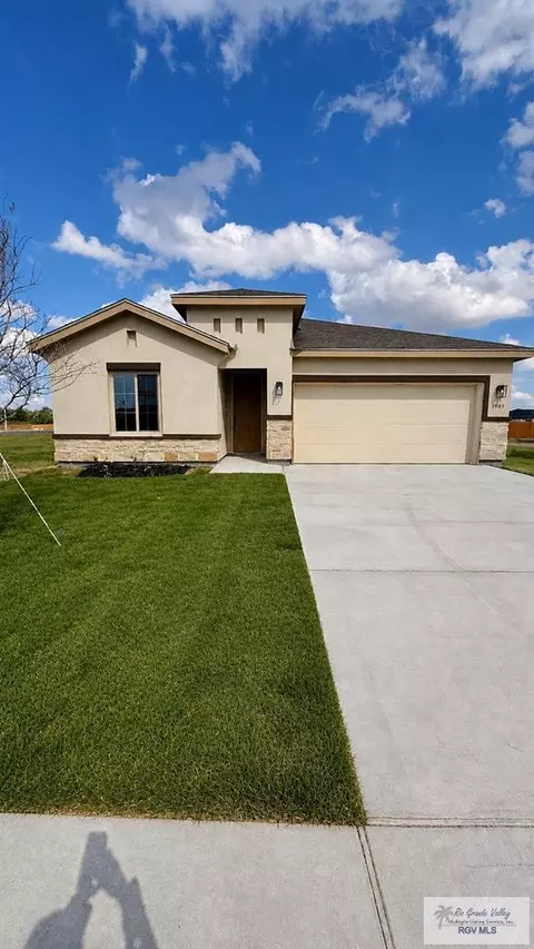 1909 Dean Dr, Harlingen, TX 78550