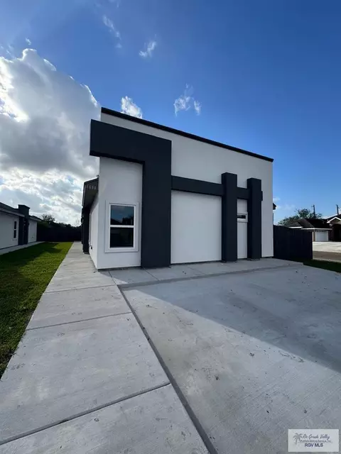 1724 Clinton St #15, Harlingen, TX 78550