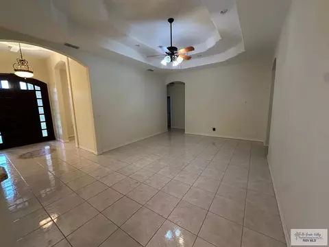 Living - 2302 Hitching Post Blvd, Harlingen, TX 78552 photo 1 of 2