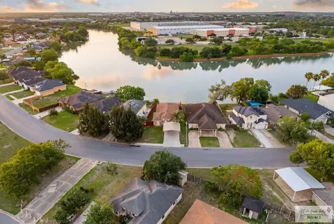 5842 Lourdes Blvd, Brownsville, TX 78521