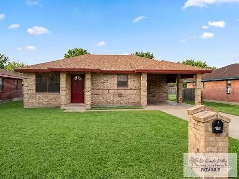 916 E Rodeo Dr, Raymondville, TX 78580
