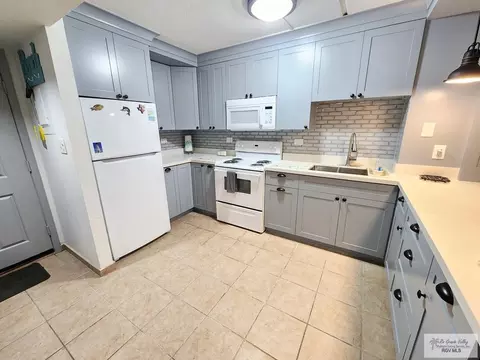 120 Padre Blvd #206, South Padre Island, TX 78597