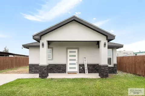 9321 Alamosa Dr, Brownsville, TX 78520