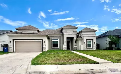 6041 Surrey Ln, Brownsville, TX 78526
