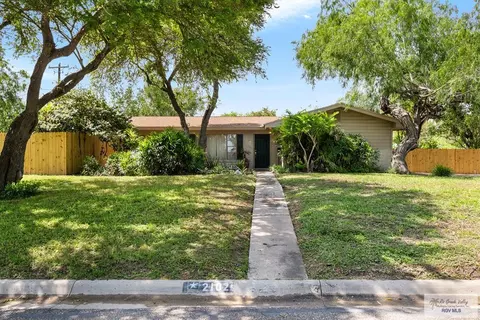 2102 N Parkwood Dr, Harlingen, TX 78550