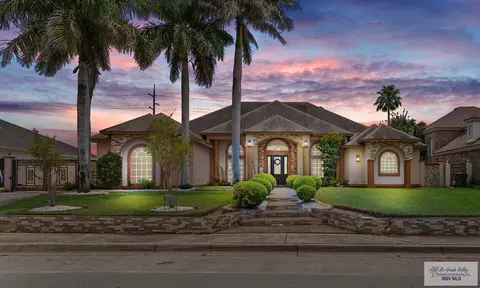 5222 Rustic Manor Dr, Brownsville, TX 78526