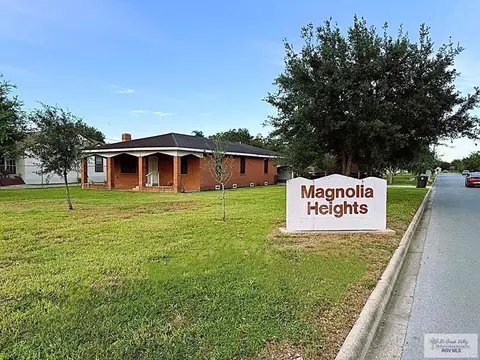 221 S Parker Rd, La Feria, TX 78559