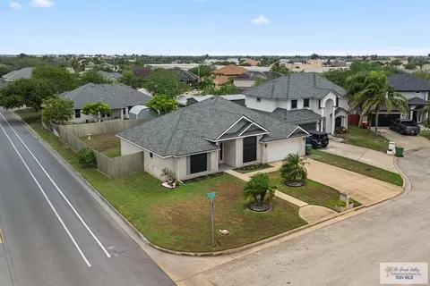 4 Texcoco Ct, Brownsville, TX 78526