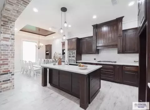Kitchen - 2102 Thacker Ln, Harlingen, TX 78552 photo 1 of 7