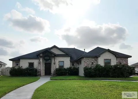 2102 Thacker Ln, Harlingen, TX 78552