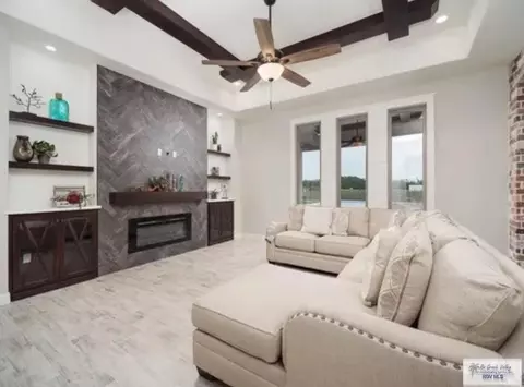 Living - 2102 Thacker Ln, Harlingen, TX 78552 photo 1 of 4