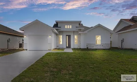 18042 Spruce St, Harlingen, TX 78552