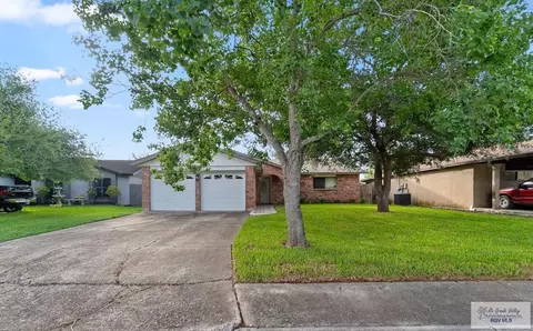 3160 Banburg Dr, Brownsville, TX 78526