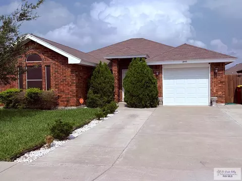 3945 Oak Valley Dr, Brownsville, TX 78520