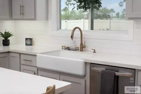 Kitchen - 1709 Thacker Ln, Harlingen, TX 78552 photo 5 of 6