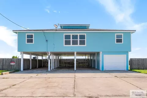 700 N Shore Dr, Port Mansfield, TX 78598