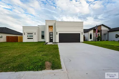 206 Hope Dr, La Feria, TX 78559