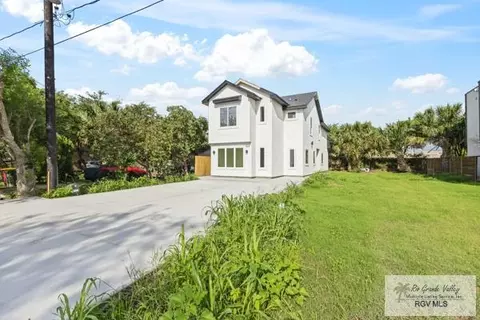 7137 Calles Ave, Brownsville, TX 78521