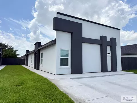1616 Clinton St, Harlingen, TX 78550