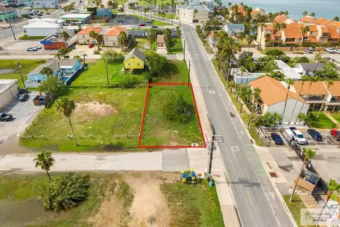 109 W Kingfish St, South Padre Island, TX 78597