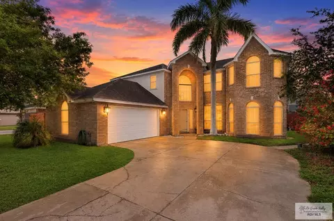 2784 Woodside Dr, Brownsville, TX 78526