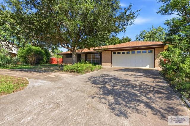 554 Land O Lakes Dr, Brownsville, TX 78521