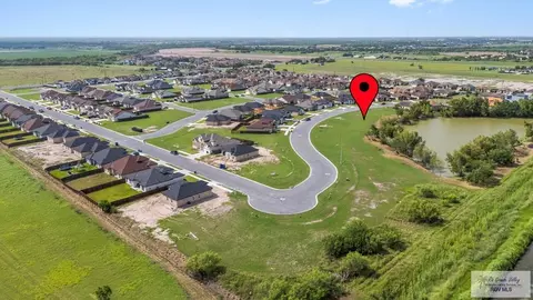 3301 Westgate Cir, Harlingen, TX 78550