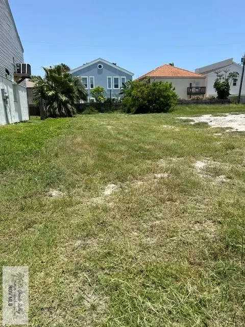 116 E Acapulco St #29, South Padre Island, TX 78597