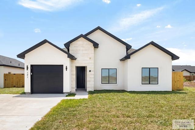 121 Orchid Dr, Los Fresnos, TX 78566