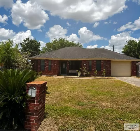 583 Rios Cir E, Raymondville, TX 78580