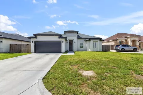 103 Brooks Cir S, La Feria, TX 78559