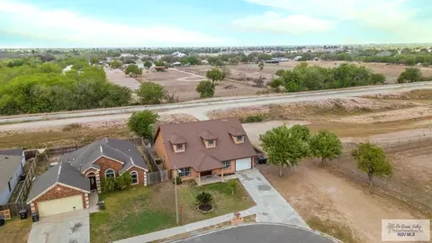 803 W Garfield Ave, Alton, TX 78573