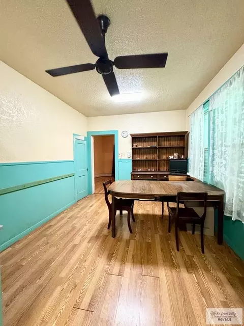 Dining - 105 N Madeley Ave, Combes, TX 78535 photo 1 of 1