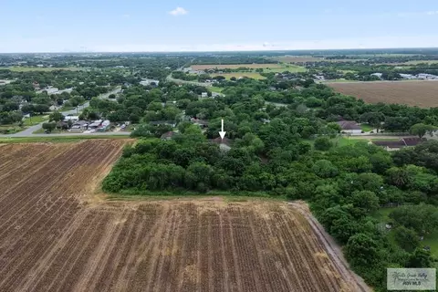 View/Area - 105 N Madeley Ave, Combes, TX 78535 photo 4 of 9