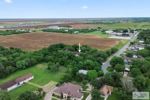 View/Area - 105 N Madeley Ave, Combes, TX 78535 photo 7 of 9