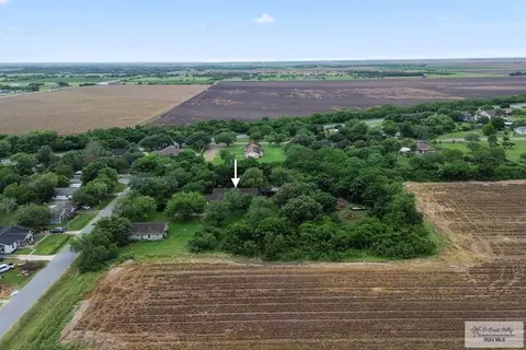 View/Area - 105 N Madeley Ave, Combes, TX 78535 photo 2 of 9