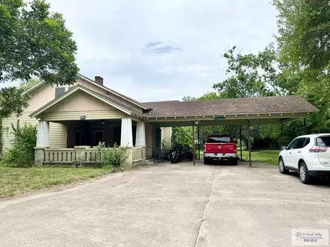 Exterior - 105 N Madeley Ave, Combes, TX 78535 photo 3 of 3