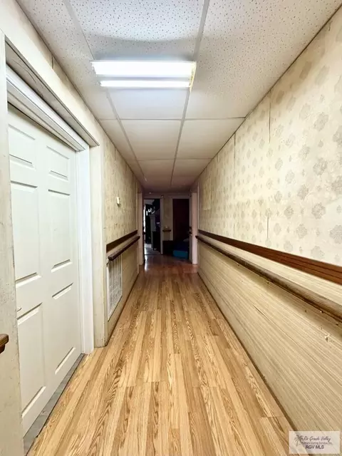 Entry Way - 105 N Madeley Ave, Combes, TX 78535 photo 1 of 1