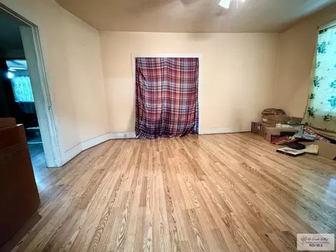 Living - 105 N Madeley Ave, Combes, TX 78535 photo 1 of 1