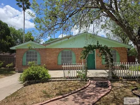2 Boxwood Ct, Brownsville, TX 78521