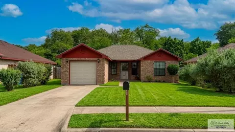 5130 Fonsi Dr, Brownsville, TX 78521