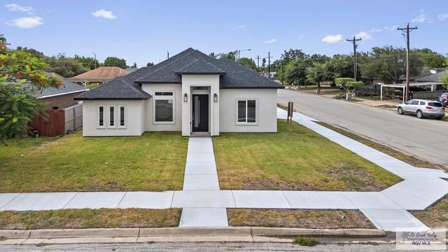 371 Nectarin Ln, Brownsville, TX 78526