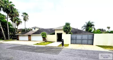 14 Langan St, Brownsville, TX 78521