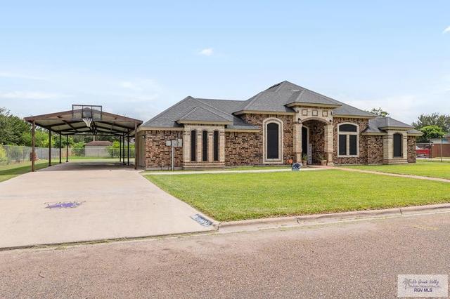 2701 Las Nubes Dr, Weslaco, TX 78599