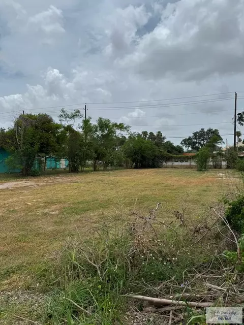2044 E Jackson St #9, Brownsville, TX 78520