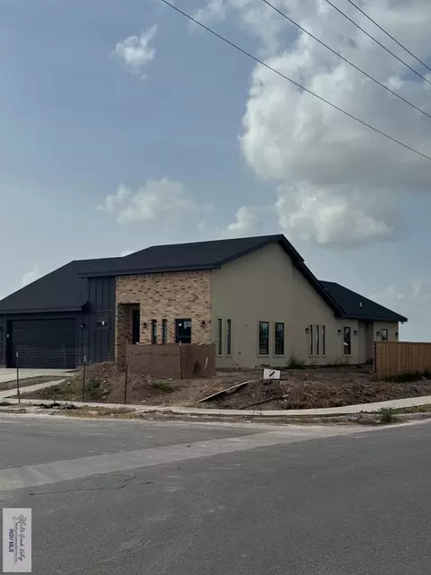 6997 Lake Almanor, Brownsville, TX 78520