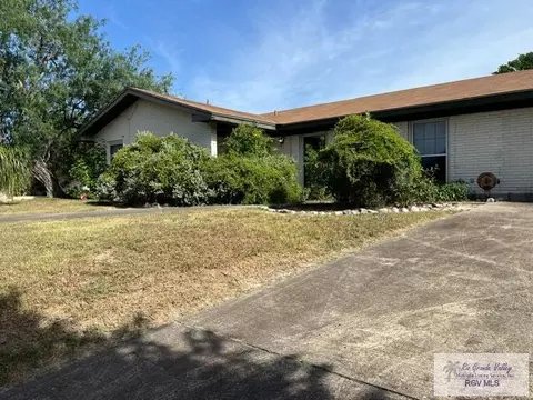 5 Honey Dr, Brownsville, TX 78520