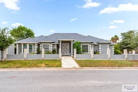 1470 Capistrano Dr, Brownsville, TX 78526