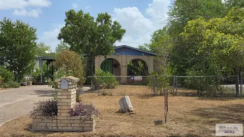 212 Woodford St, San Benito, TX 78586